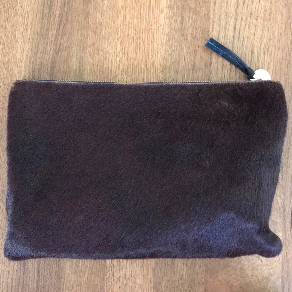 Clare V flat clutch